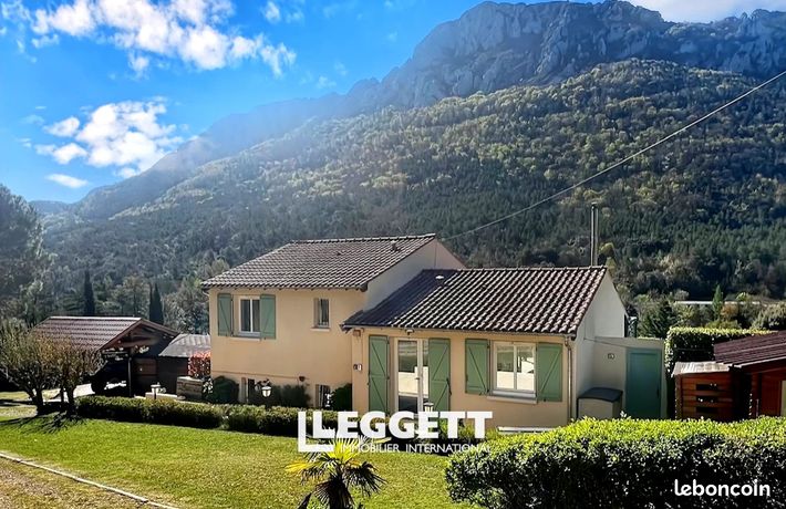 Maison 11 pièces 160 m²