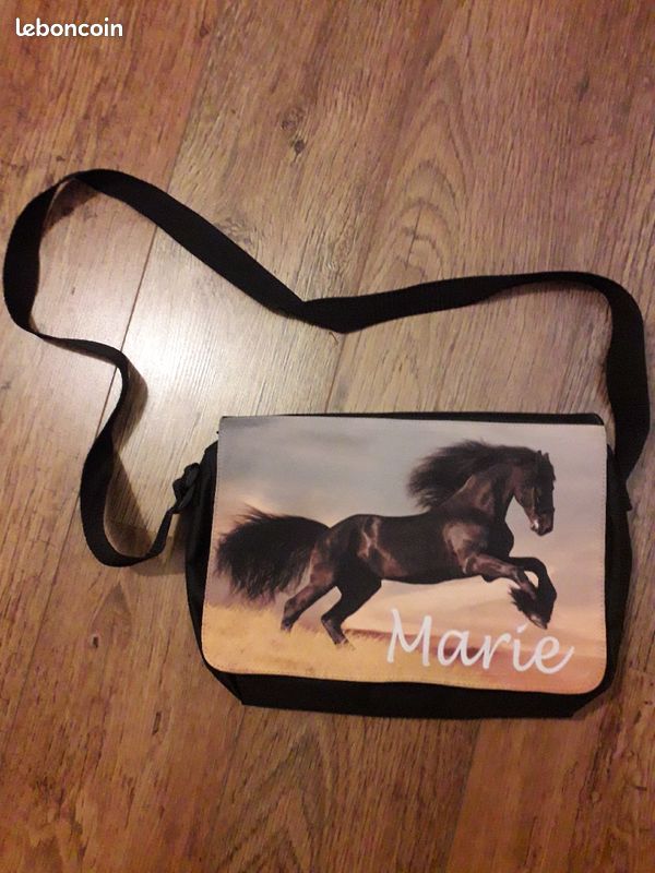 Sacoche cheval personnalisée (image 1)