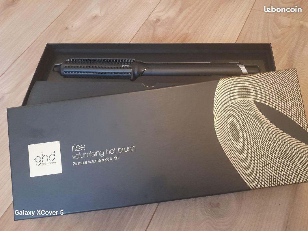 Ghd volumising hot brush (image 1)
