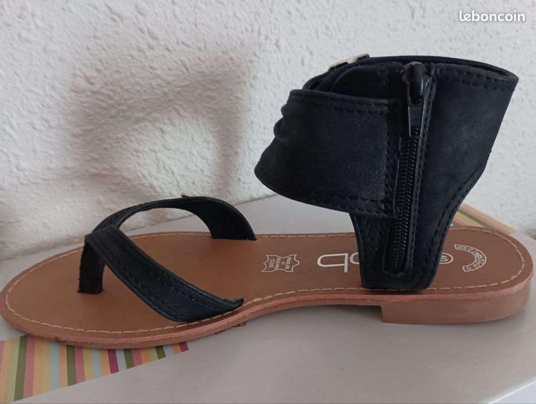 Sandale nu-pieds taille 40 (image 2)