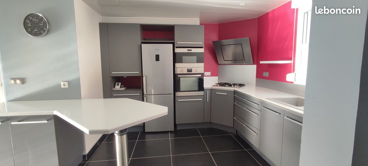 Appartement 3 pièces 80 m² · à Clermont-Ferrand · 80 m² · 920 €/mois