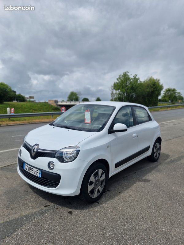 Renault TWINGO 2016 / 1.0Sce 70ch / 32 348klm (image 1)