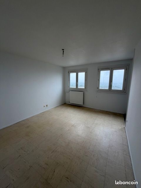 Appartement 1 pièce 34 m² · à Rillieux-la-Pape · 34 m² · 59 000 €