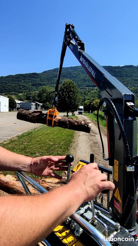 🚨 PROMO – DFAE – Remorque forestière de debardage FTG Källefall FB50 + grue FB42L –6.5 tonnes – Homologuée routebar (image 3)