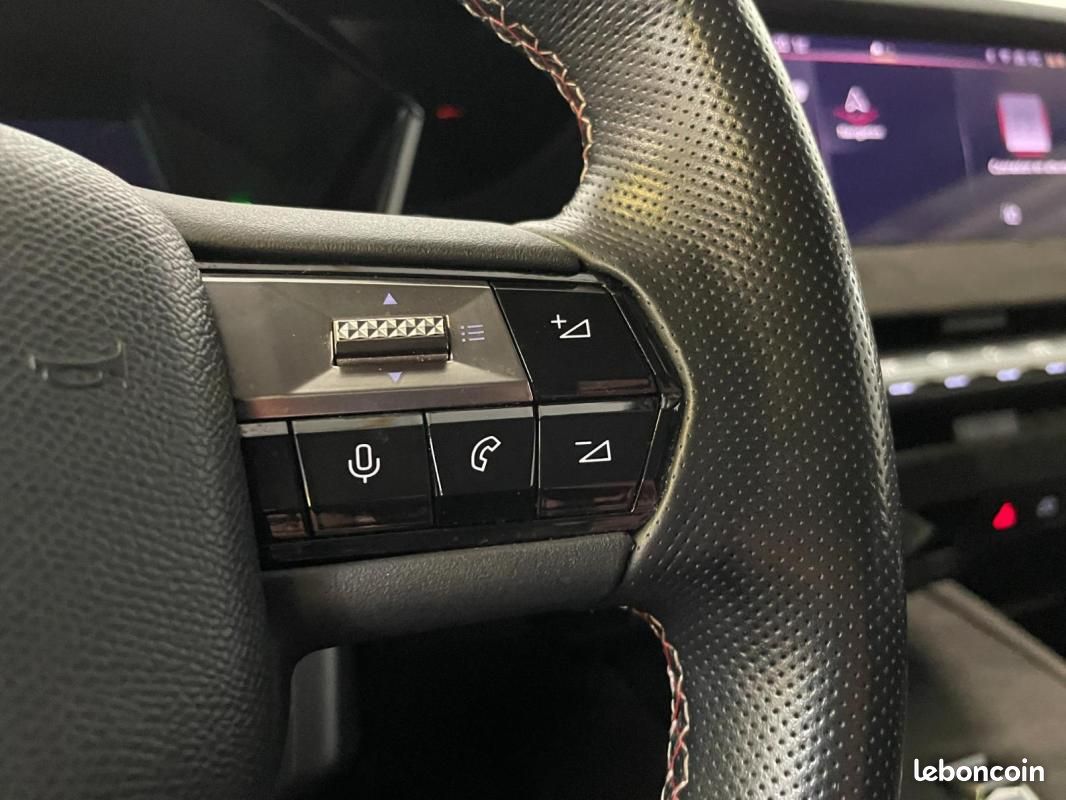 DS 4 BlueHDi 130 EAT8 Performance Line+ (image 26)