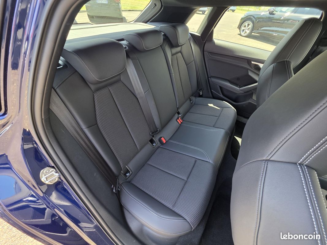 AUDI A3 Sportback TDI 150 S tronic 7 S line (image 20)