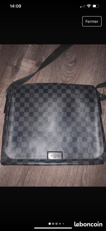 Sac Louis Vuitton district (image 13)