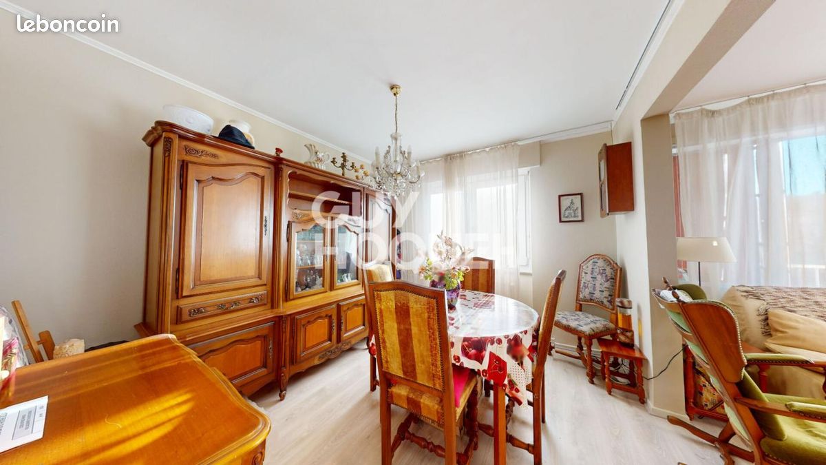 Appartement 3 pièces 84 m² · à Mulhouse · 84 m² · 110 000 €
