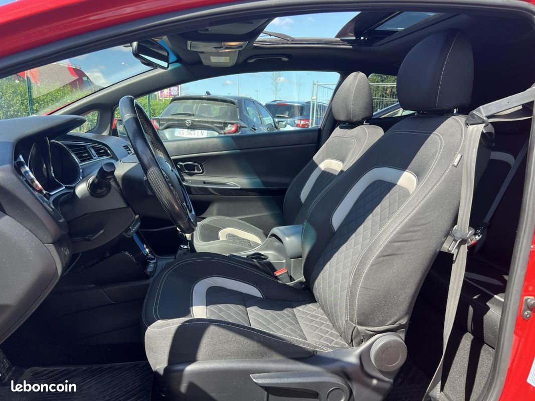 KIA PROCEED 1.0 T-GDi 120 II COUPE GT Line (image 3)