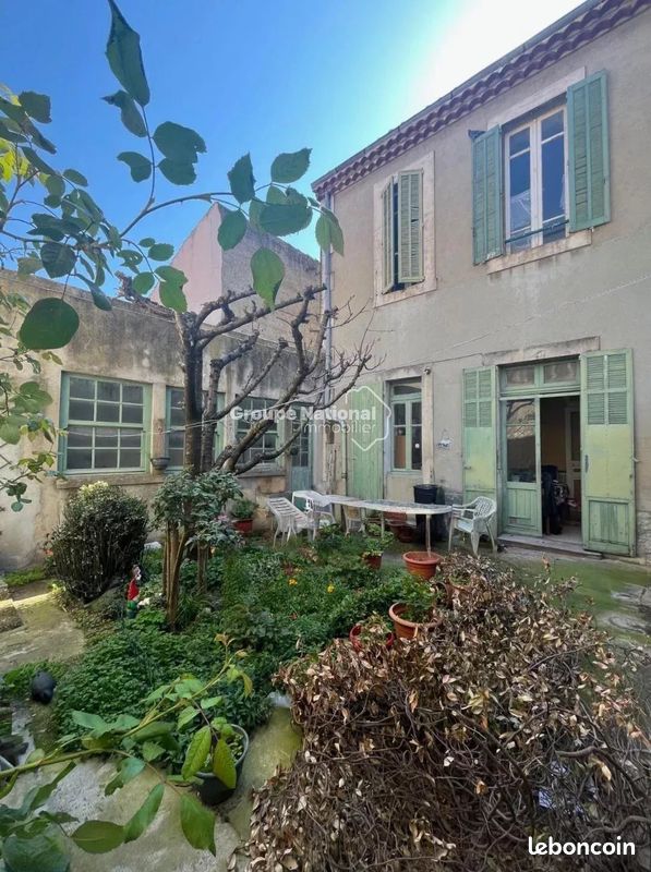 Maison 5 pièces 123 m² · à Salon-de-Provence · 123 m² · 280 000 €