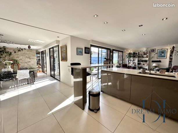 Maison 5 pièces 199 m²