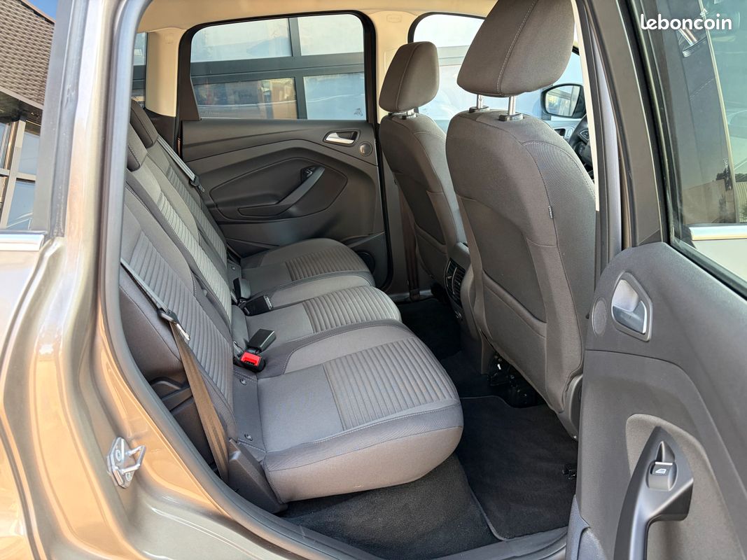 Ford c-max titanium s&s ecoboost 125 22787kms 11990 (image 4)