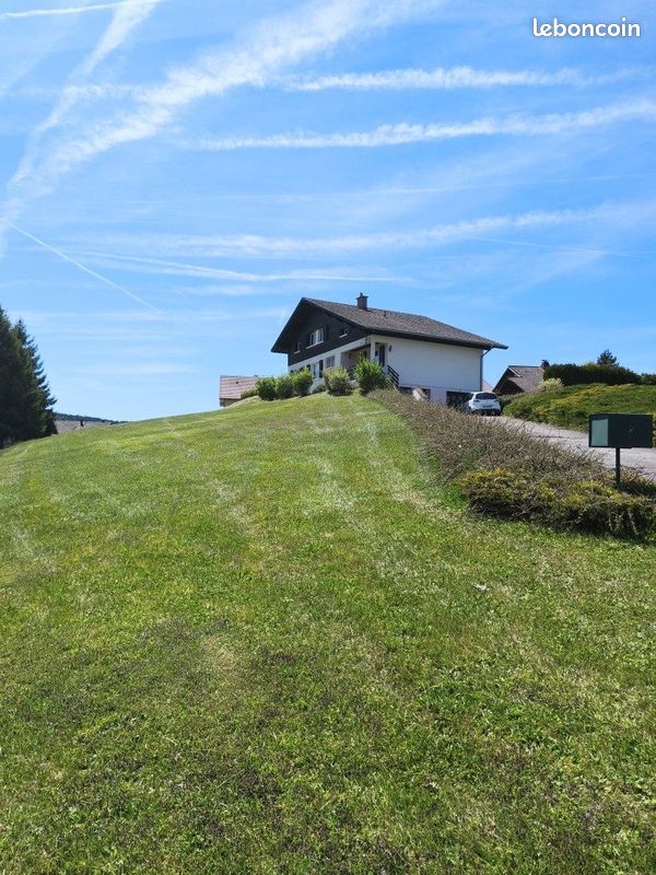 Maison 10 pièces 183 m² · à Vaux-Et-Chantegrue · 183 m² · 525 000 €