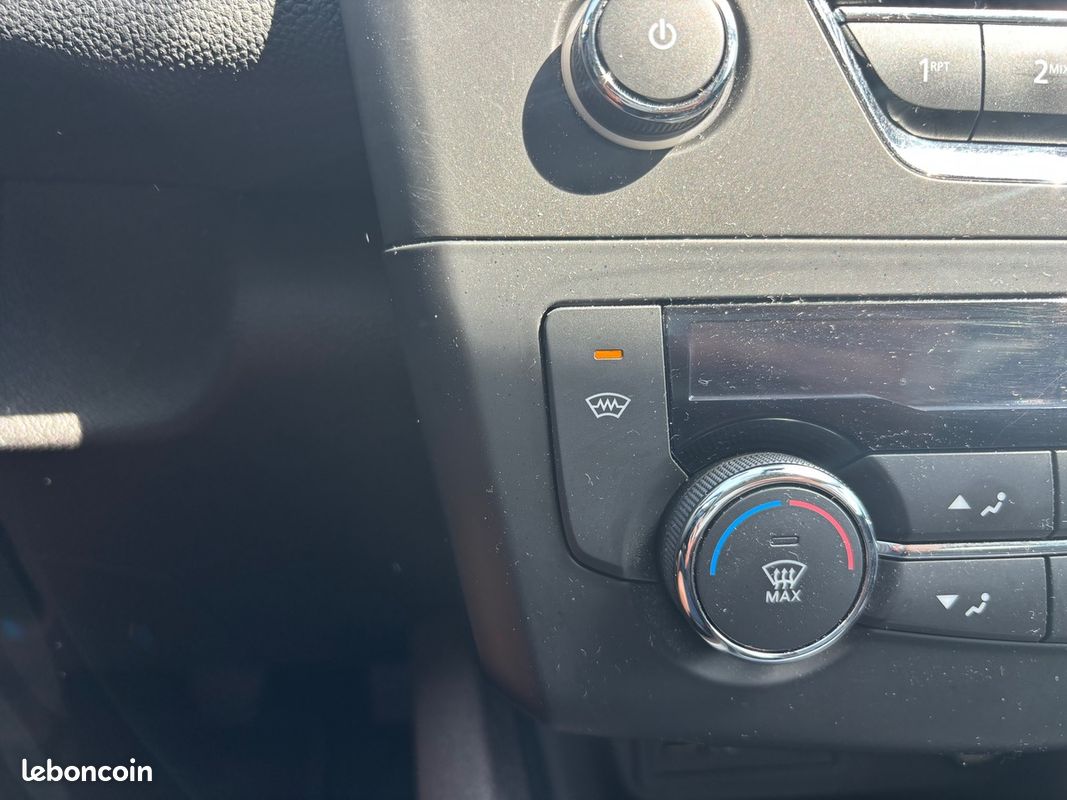 RENAULT Kadjar 1.2 TCE 130 ENERGY 4WD - 1 ERE MAIN ✅ - 62765 KMS ✅ - HISTORIQUE COMPLET RENAULT ❗ (image 11)