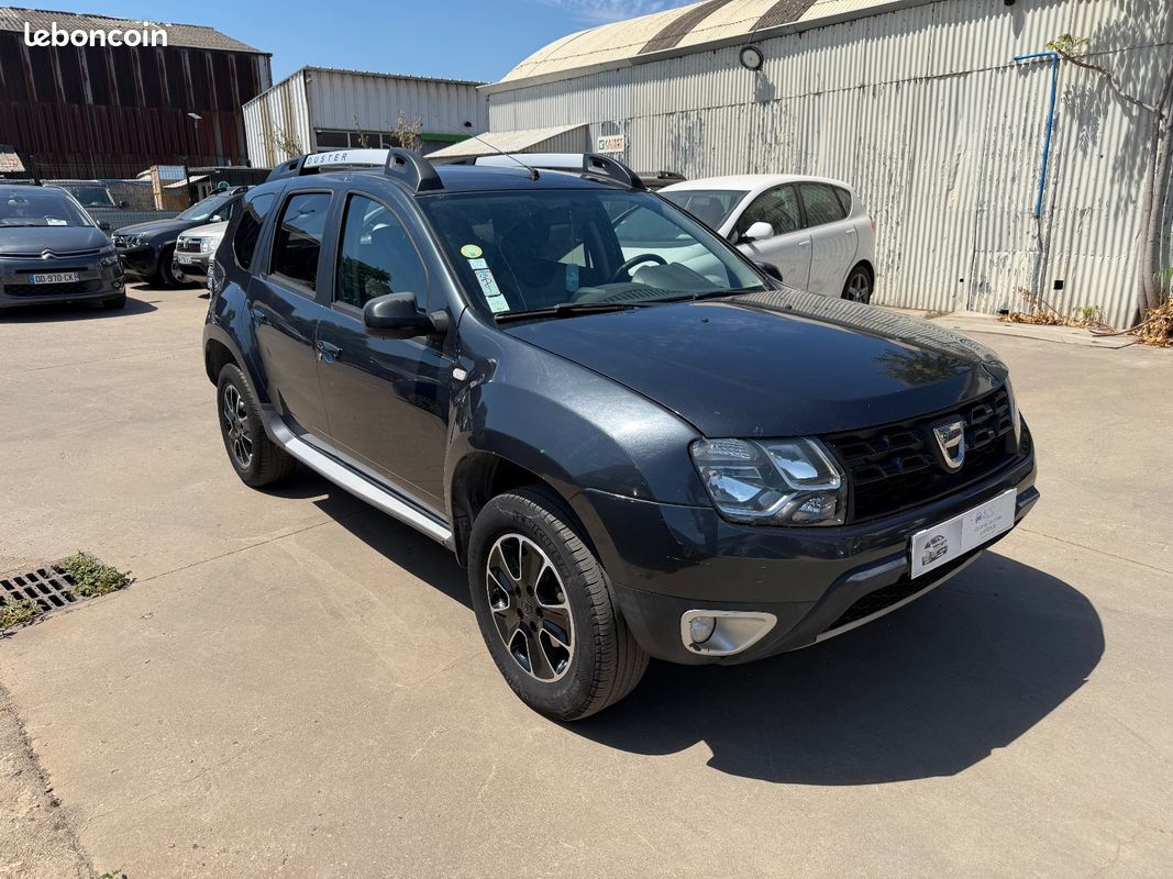 DACIA DUSTER dCi 110 4x2 Black Touch 2017 (image 1)