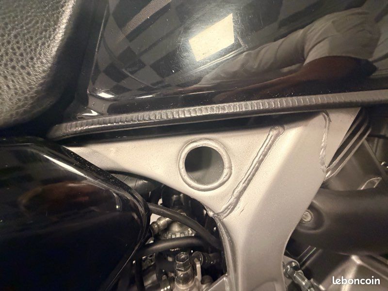 Africa twin XRV 750 / 16600 kms certifiés (image 11)