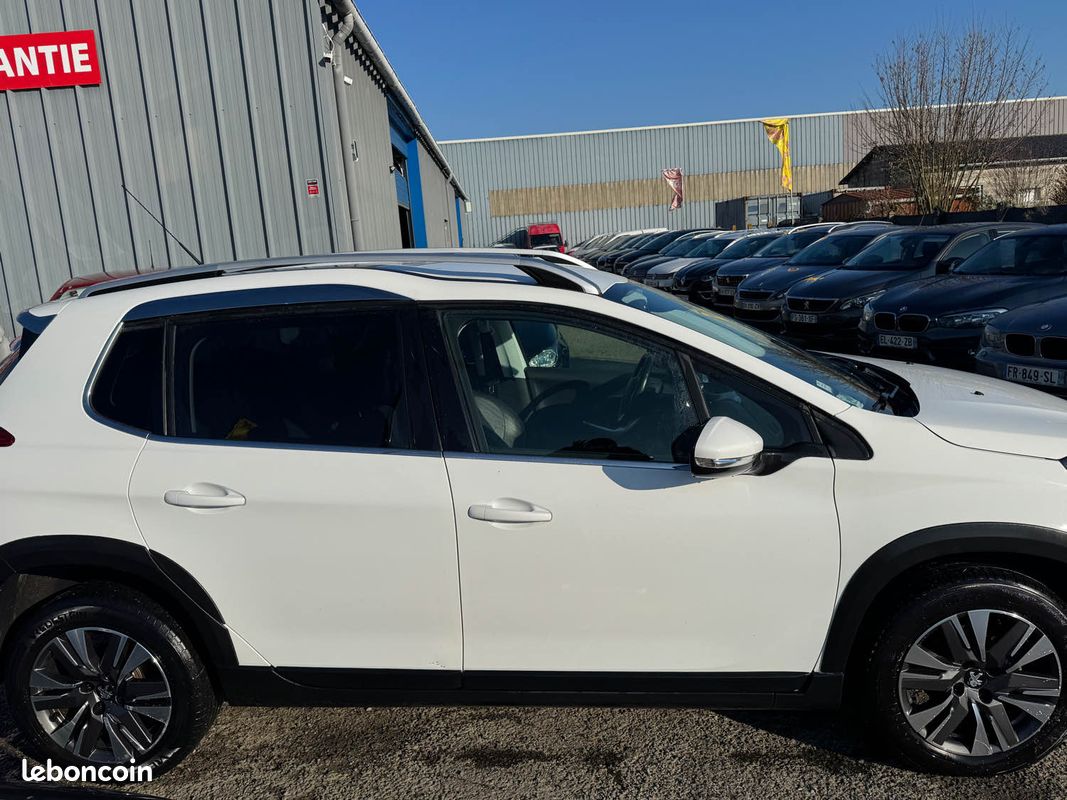 Peugeot 2008 (image 4)