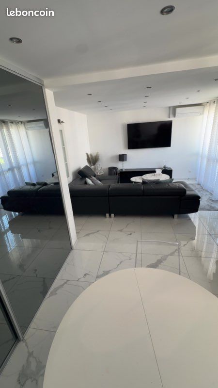 Appartement 4 pièces 70 m² · à Échirolles · 70 m² · 960 €