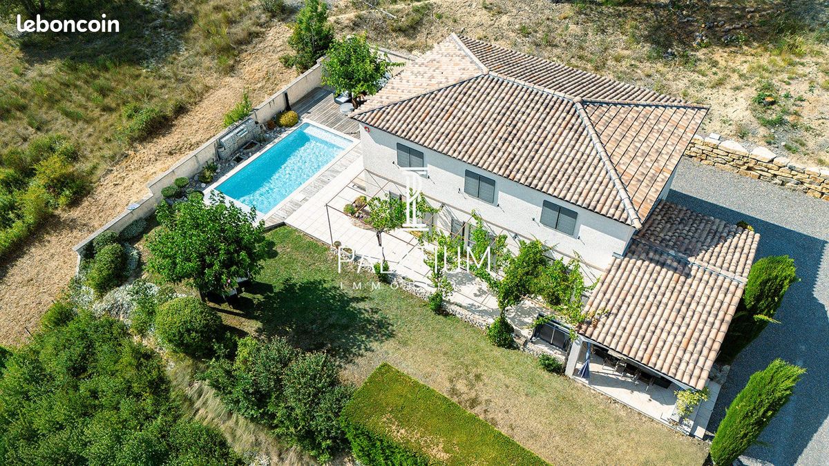 Maison 5 pièces 153 m² · à Aiglun · 153 m² · 500 000 €