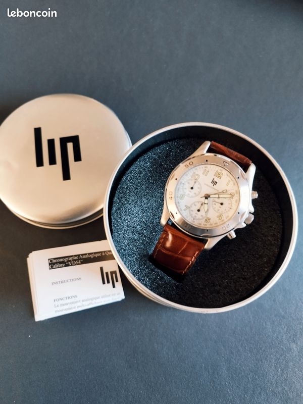 Montre Lip Chronographe Tachymètre - Mouvement Quartz, Boîtier Acier, Bracelet Acier, Occasion Homme