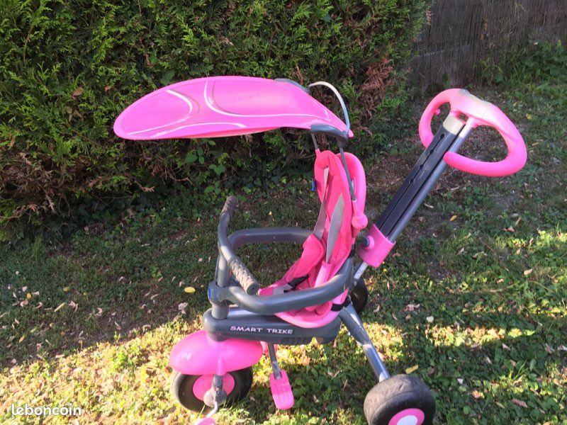 Tricycle (image 1)