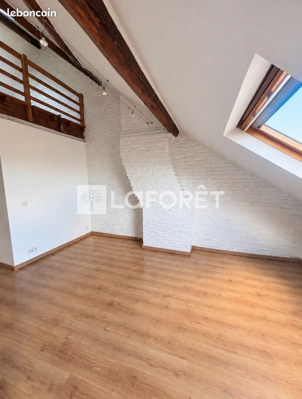 Appartement 4 pièces 92 m² · à Halluin · 92 m² · 860 €/mois