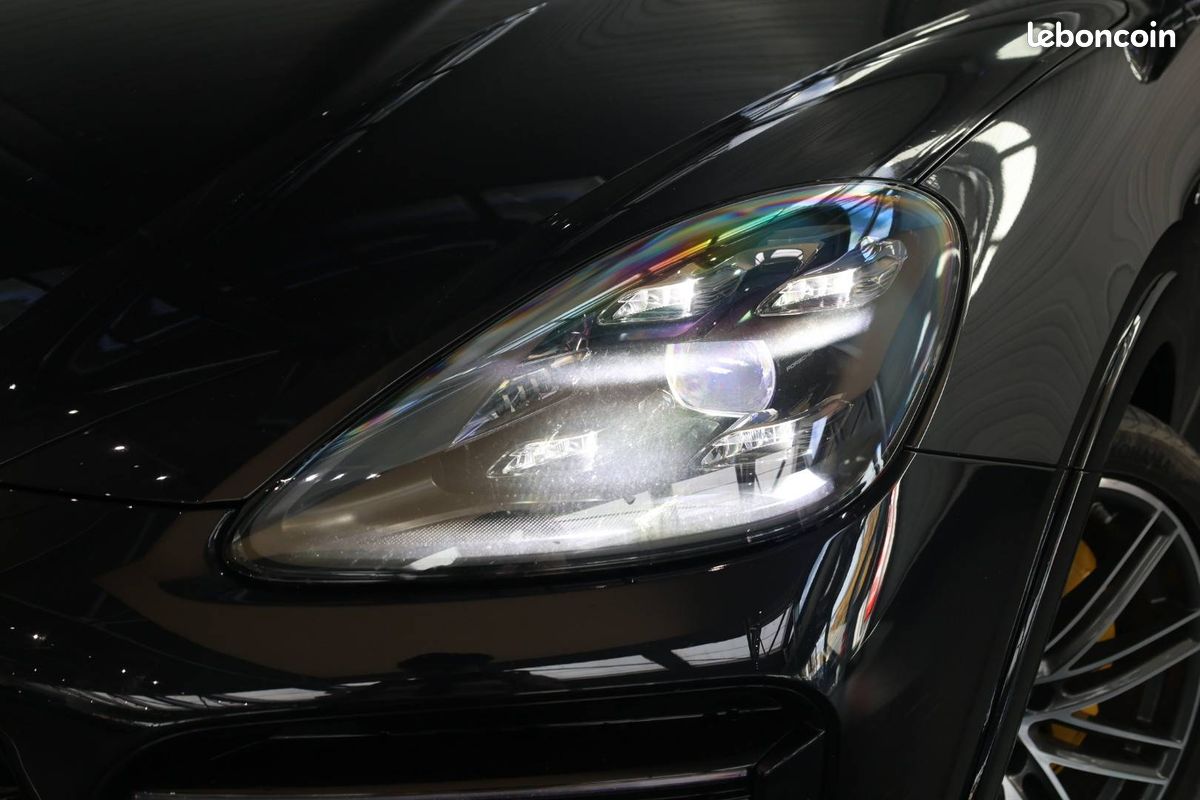 PORSCHE Cayenne Coupe E-Hybrid 4.0 V8 680 ch Tiptronic BVA Turbo S (image 40)