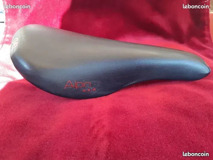 Selle Italia Century Cuir - édition 100 Ans - Vintage 1997 - Noire