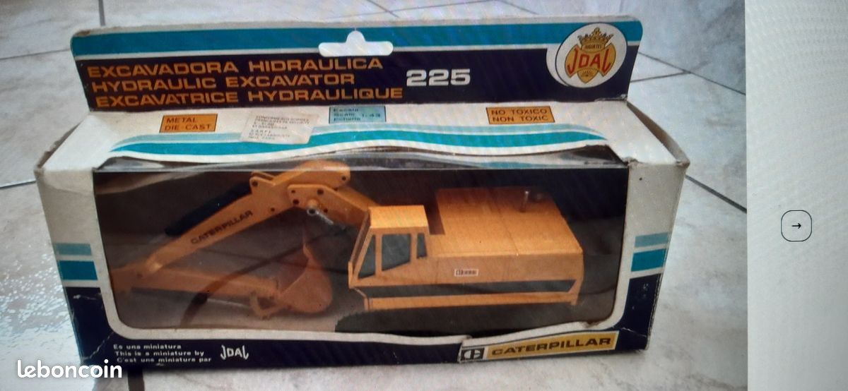 Miniature Joal Excavatrice Caterpillar C 225 - Occasion