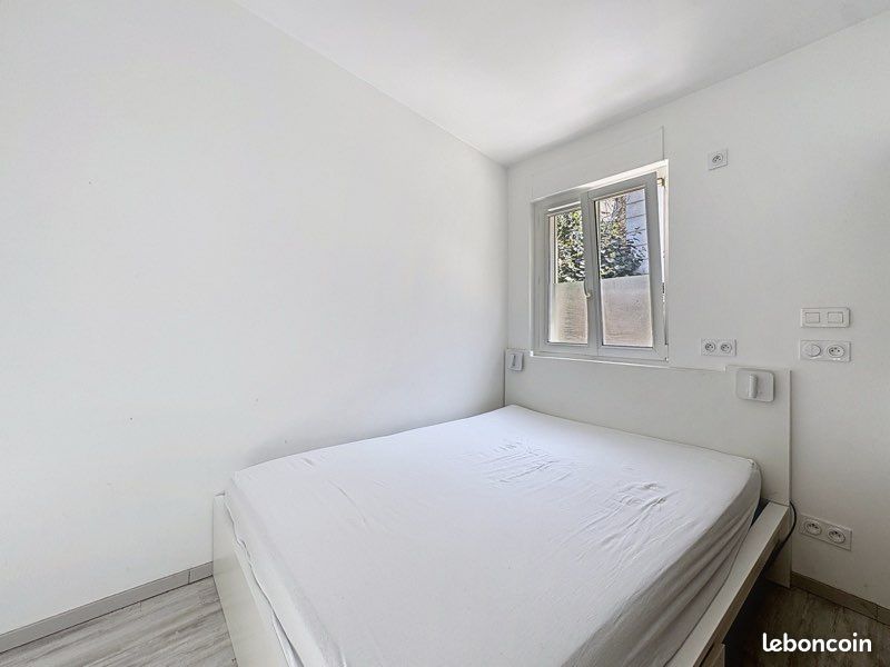 Appartement 1 pièce 27 m² · à Brie-Comte-Robert · 27 m² · 800 €/mois