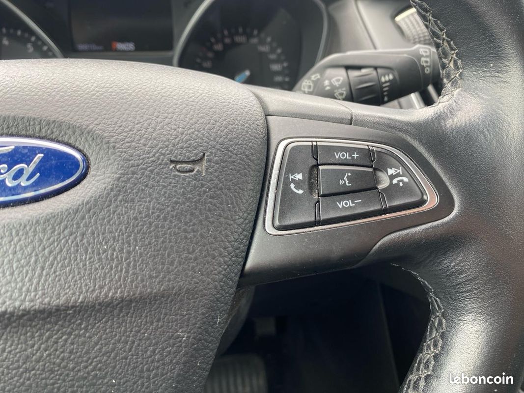 FORD FOCUS 1.5 ecoboost 182 titanium (image 15)
