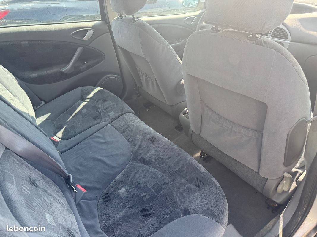 CITROEN C5 2.0 16v 138CH Pack (image 5)