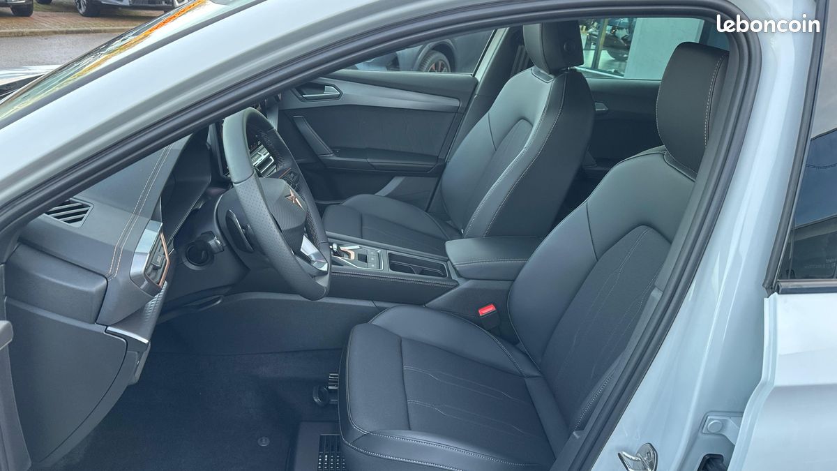 CUPRA Leon 1.5 eTSI Hybrid 150 ch DSG7 V (image 8)