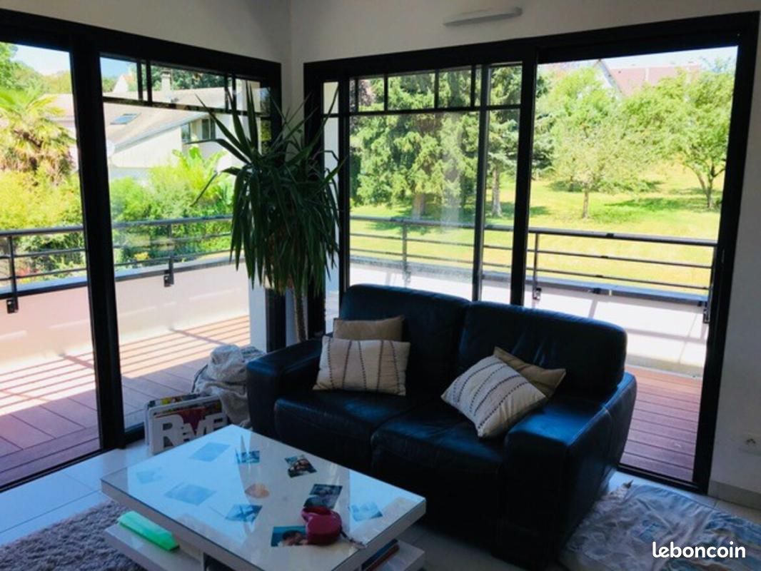 Appartement 2 pièces 42 m² · à Santeny · 42 m² · 907 €