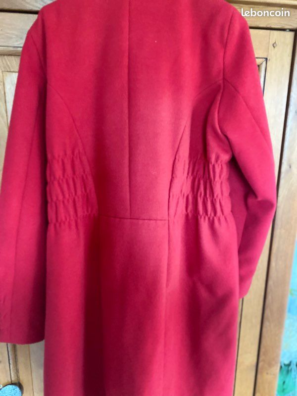 Manteau rouge (image 5)