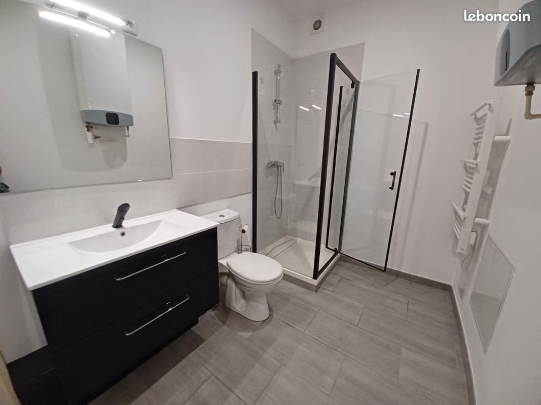 Appartement a louer nimes - 2 pièce(s) - 42 m2 - Surfyn
