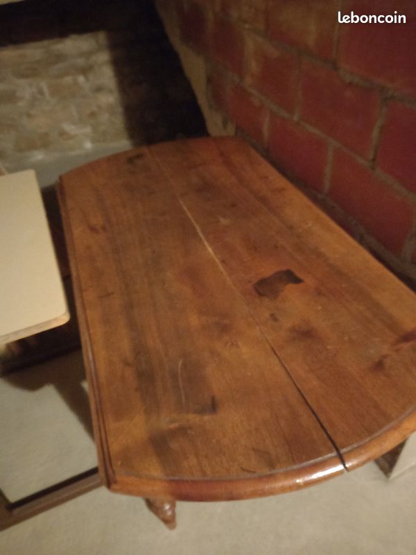 Table ronde en noyer (image 3)