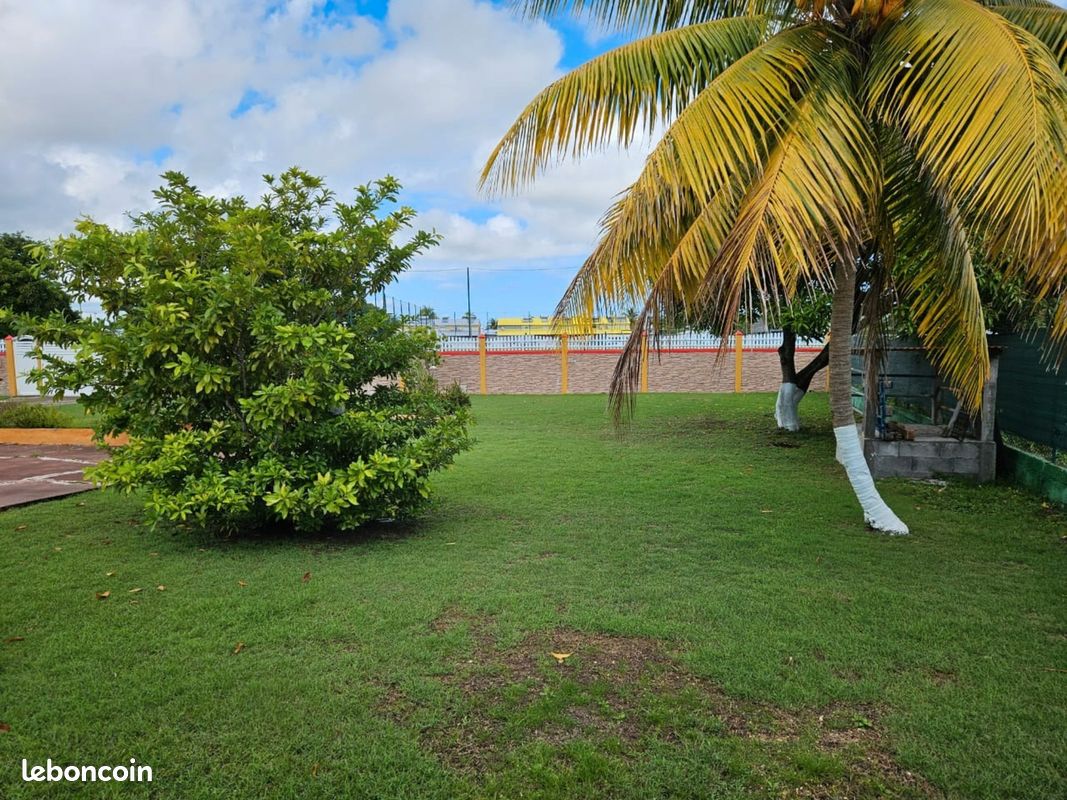 Maison 7 pièces 187 m² · à Sainte-Anne · 187 m² · 540 000 €