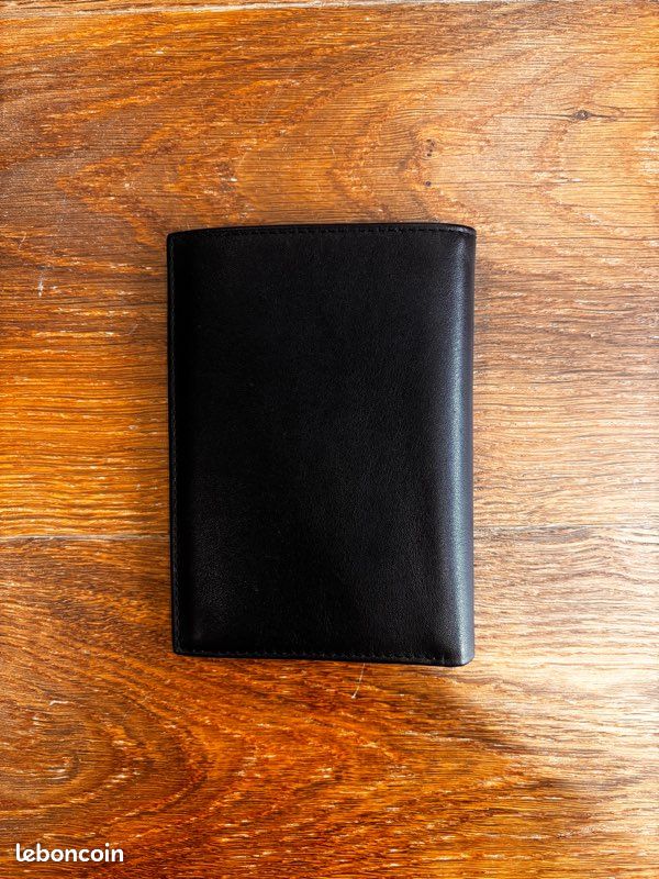 Portefeuille Lacoste đ (image 3)