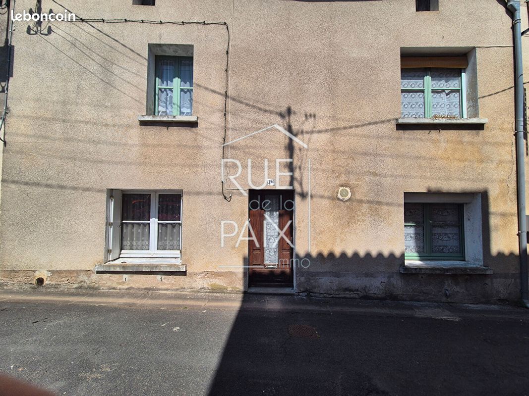 Maison 4 pièces 95 m² · à Loudun · 95 m² · 34 000 €