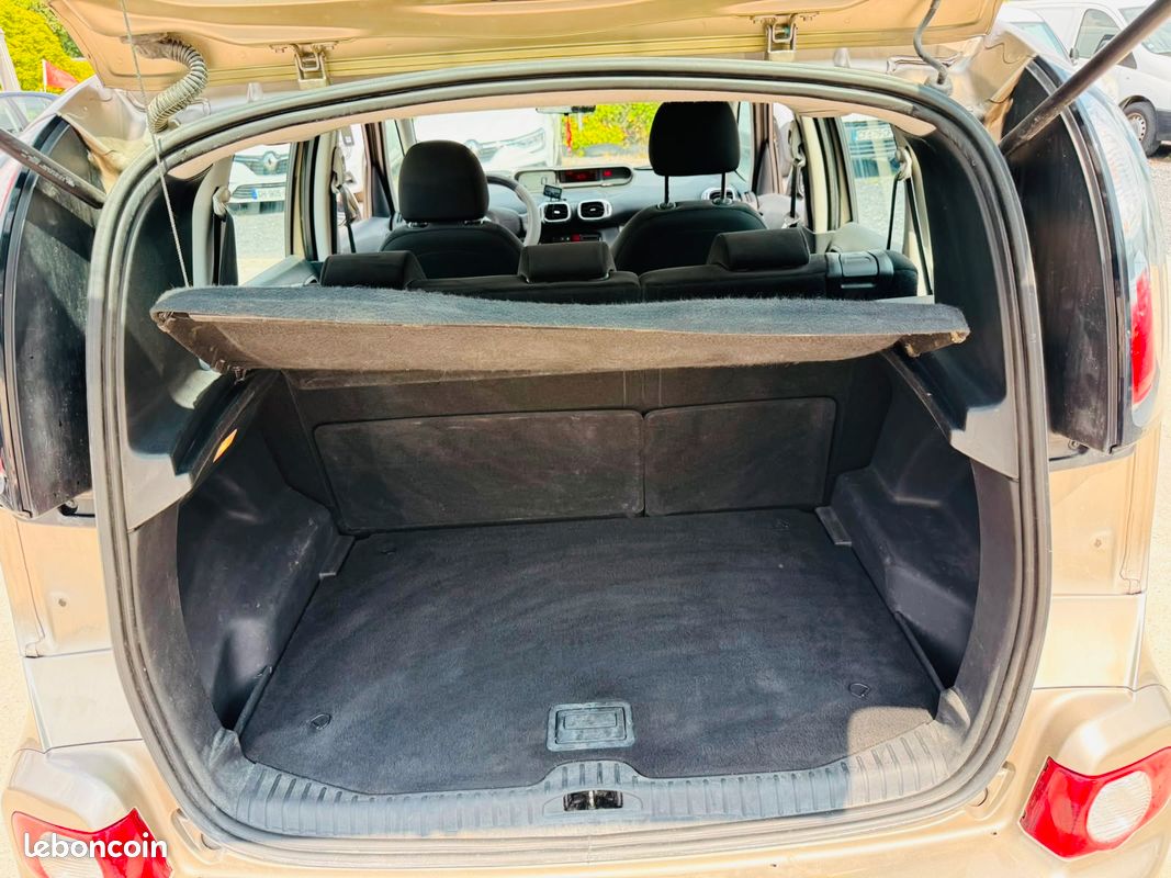 CITROEN C3 Picasso 1.6 HDi90 Confort (image 11)