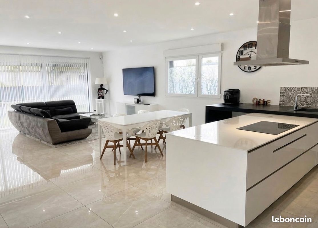 Maison 6 pièces 160 m² · à Fère-Champenoise · 160 m² · 309 000 €
