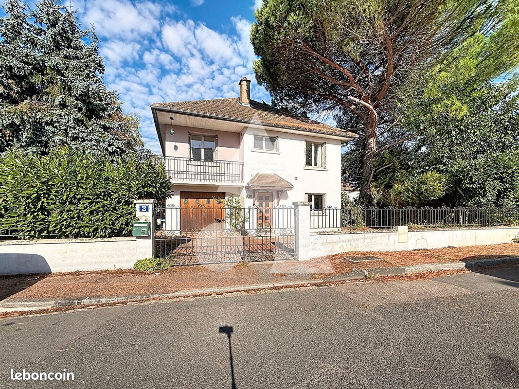 Maison 7 pièces 165 m² · à Chalon-sur-Saône · 165 m² · 195 000 €