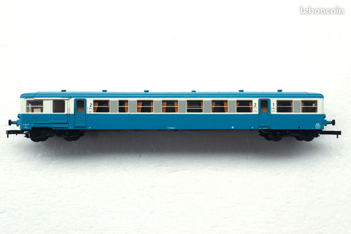 Roco 45690-2 - Remorque D'autorail XRBD Decauville Rouge/crème Avec éclairage - NEUF