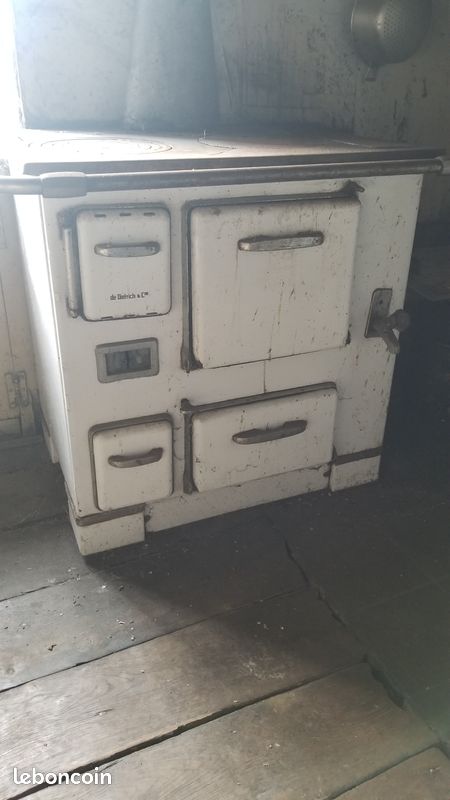 Cuisinière ancienne (image 1)
