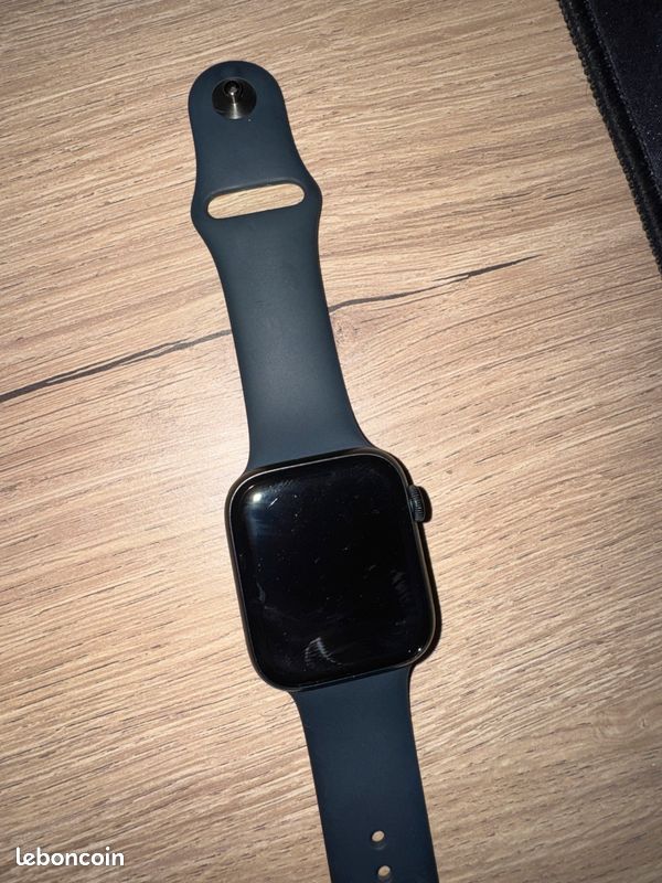 Apple Watch SE 2 44mm (image 4)