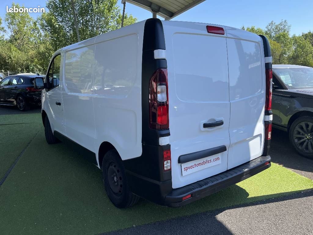 Renault Trafic III 2.0 DCI 120 CONFORT (image 6)