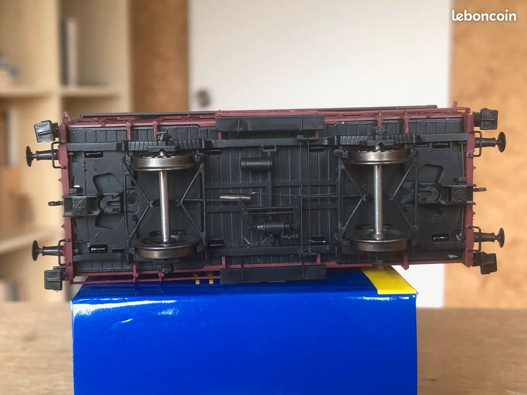 Wagon Couvert TP SNCF Ep III A - REE WB776 échelle HO 1/87, Neuf