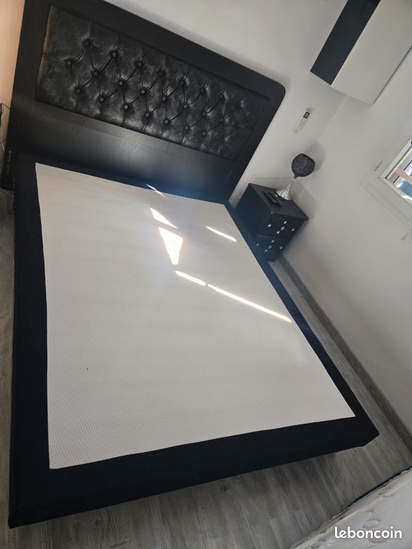 Lit (image 7)