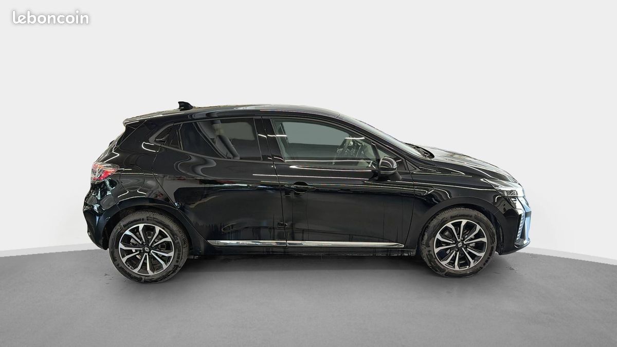 Renault clio tce 90 ch gsr2 techno (image 5)